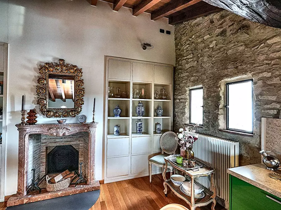 Immagine 30 di Castello in vendita  in Via Castello 13 a Cenate Sotto