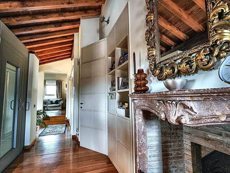 Immagine 36 di Castello in vendita  in Via Castello 13 a Cenate Sotto