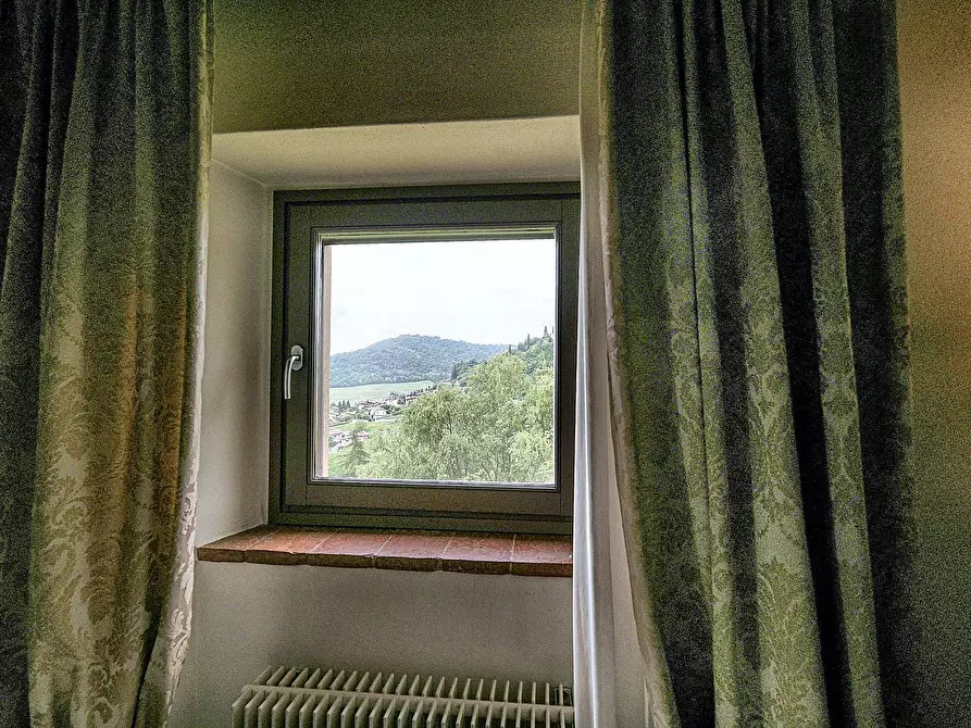 Immagine 37 di Castello in vendita  in Via Castello 13 a Cenate Sotto