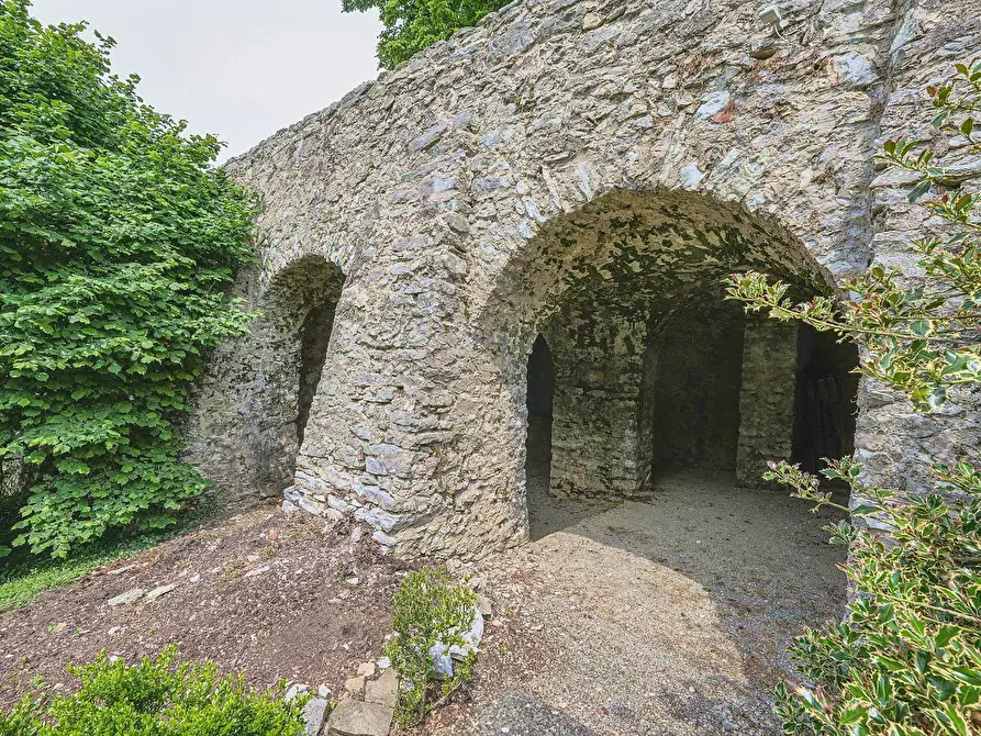 Immagine 55 di Castello in vendita  in Via Castello 13 a Cenate Sotto