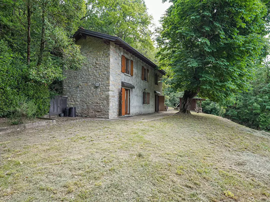 Immagine 1 di Casa indipendente in vendita  in Via Castello 44 a Ponteranica