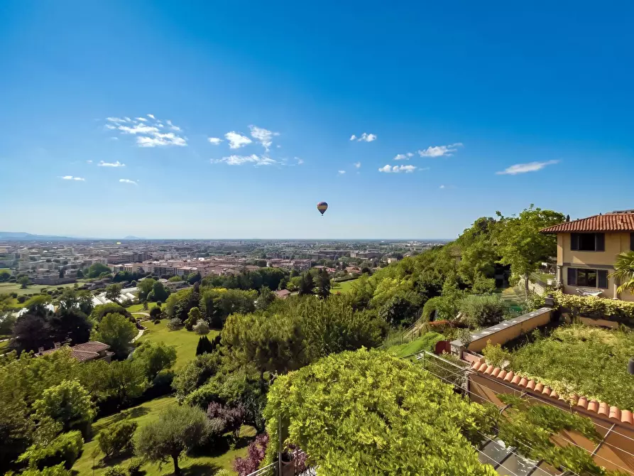 Immagine 15 di Appartamento in vendita  in Via San Matteo Alla Benaglia 24 a Bergamo