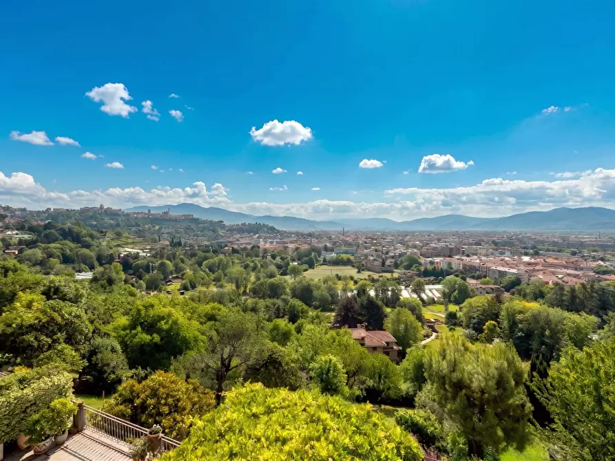 Immagine 23 di Appartamento in vendita  in Via San Matteo Alla Benaglia 24 a Bergamo