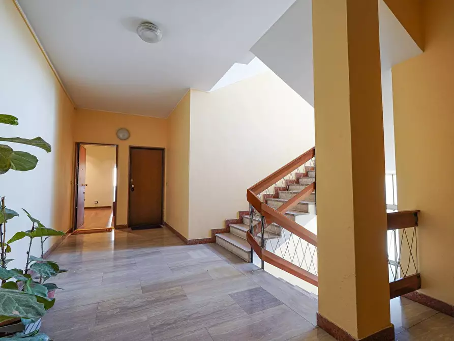Immagine 32 di Appartamento in vendita  in Via Elba 5 a Bergamo