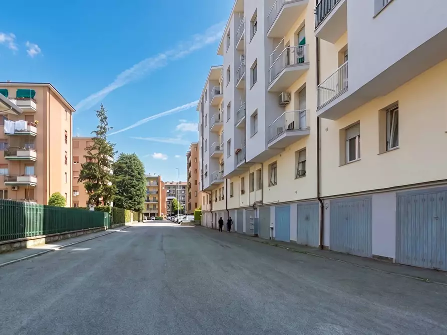 Immagine 26 di Appartamento in affitto  in Via Comin Ventura 3 a Bergamo