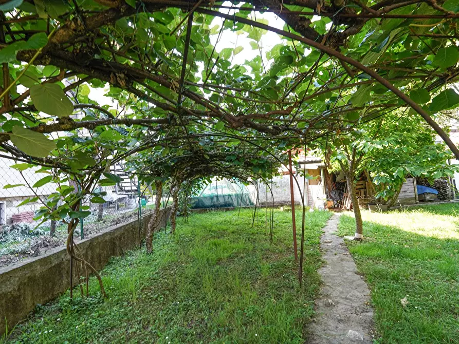 Immagine 6 di Villa in vendita  in VIA DIAZ 22 a Credaro