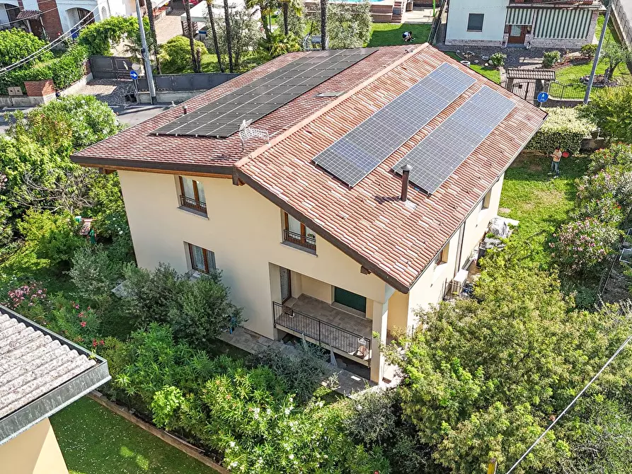 Immagine 3 di Villa in vendita  in VIA DIAZ 22 a Credaro
