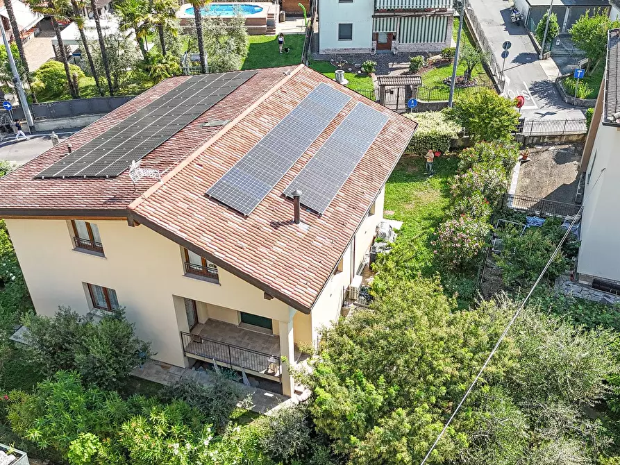 Immagine 9 di Villa in vendita  in VIA DIAZ 22 a Credaro