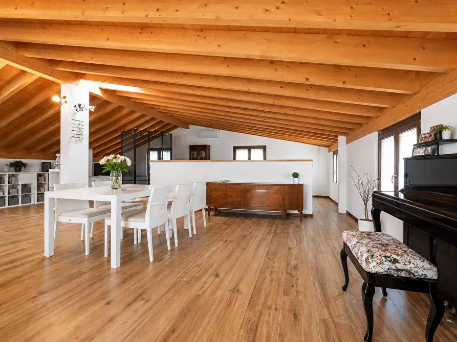 Immagine 12 di Villa in vendita  in VIA DIAZ 22 a Credaro
