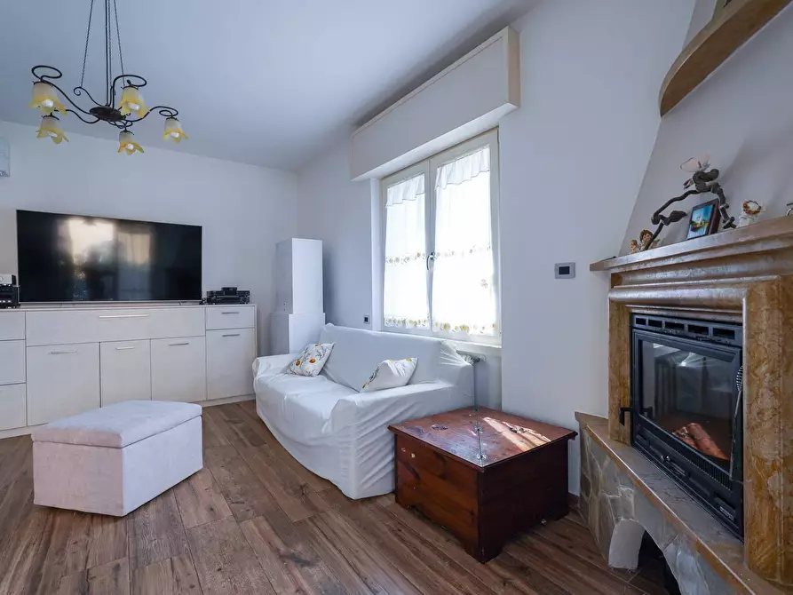 Immagine 15 di Villa in vendita  in VIA DIAZ 22 a Credaro