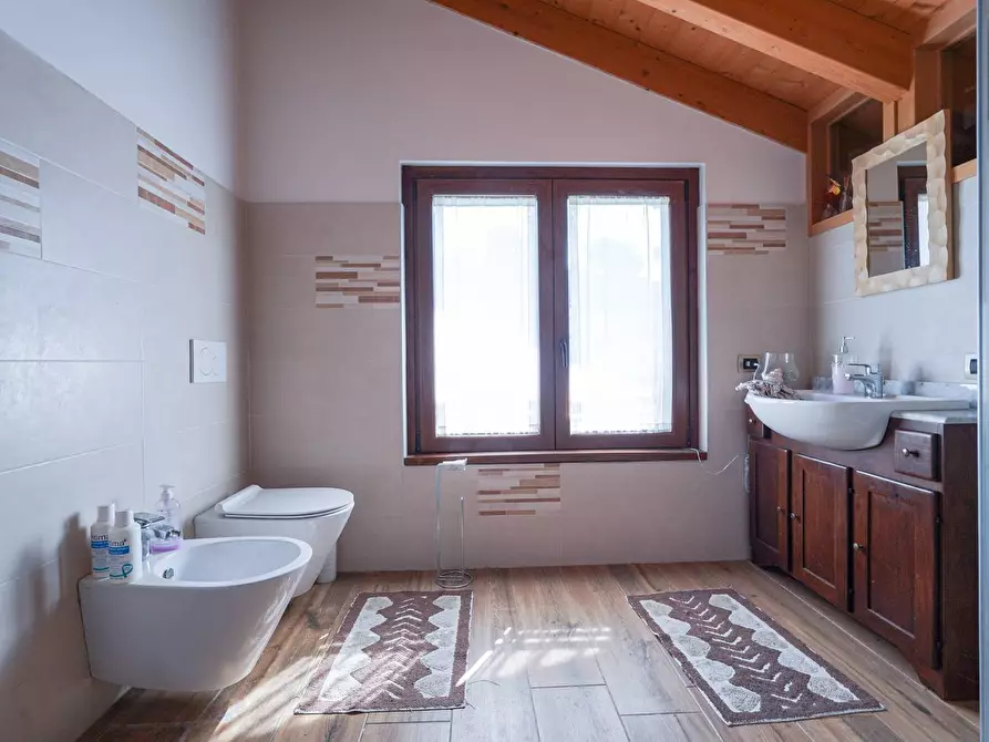 Immagine 50 di Villa in vendita  in VIA DIAZ 22 a Credaro
