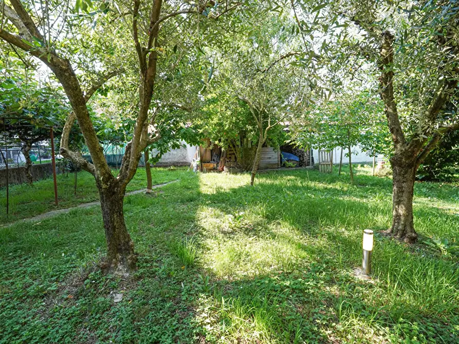 Immagine 8 di Villa in vendita  in VIA DIAZ 22 a Credaro