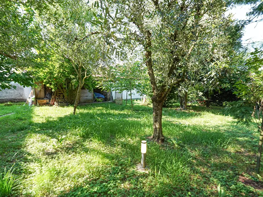 Immagine 51 di Villa in vendita  in VIA DIAZ 22 a Credaro