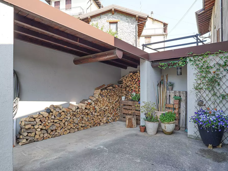 Immagine 15 di Villetta a schiera in vendita  in LEOPARDI 20 a Sant'omobono Terme