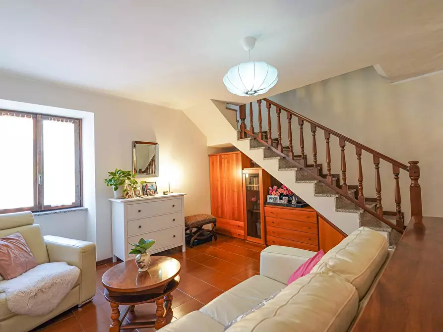 Immagine 34 di Villetta a schiera in vendita  in LEOPARDI 20 a Sant'omobono Terme