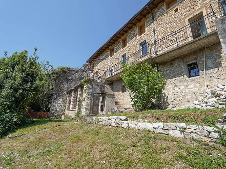 Immagine 41 di Rustico / casale in vendita  in BALDI 14 a Adrara San Martino