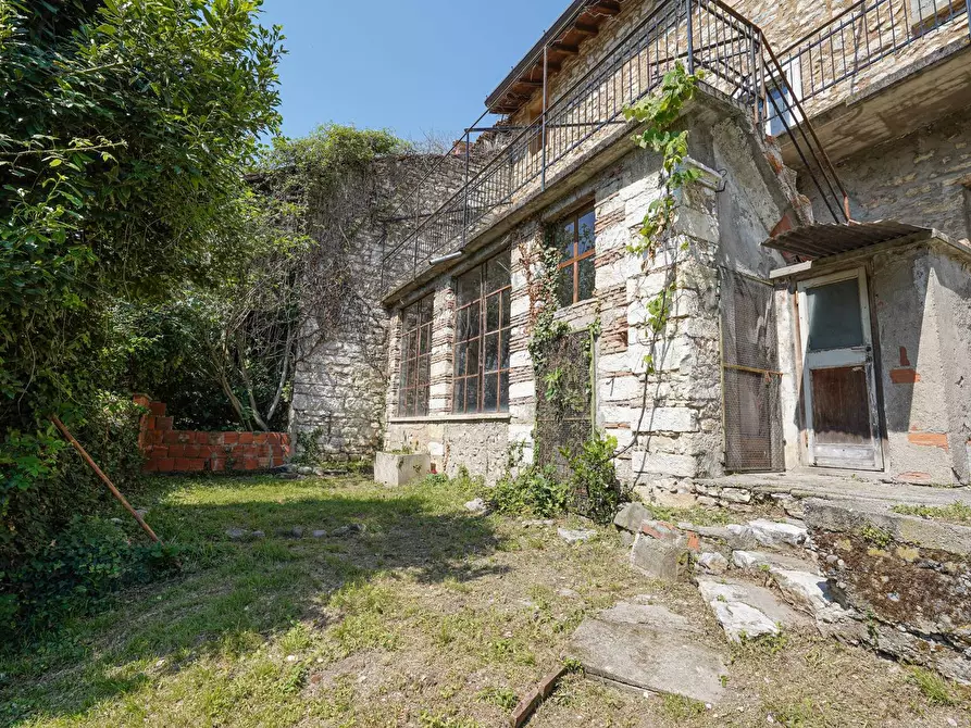 Immagine 43 di Rustico / casale in vendita  in BALDI 14 a Adrara San Martino