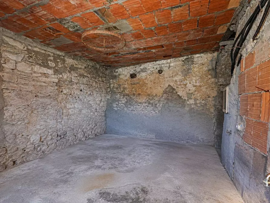 Immagine 49 di Rustico / casale in vendita  in BALDI 14 a Adrara San Martino