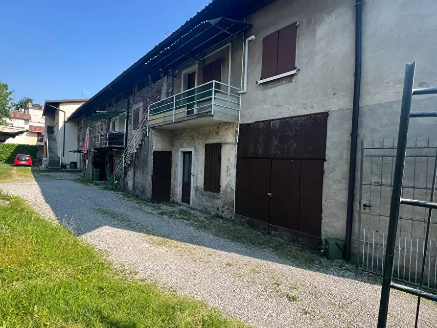 Immagine 2 di Rustico / casale in vendita  in F.LLI CERVI 2 a Scanzorosciate