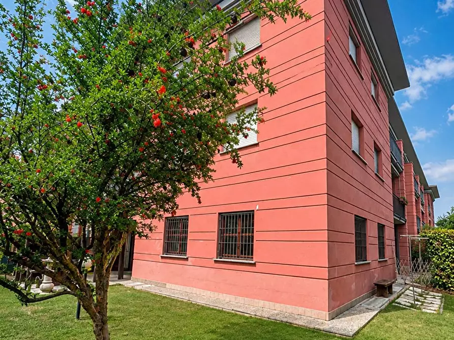 Immagine 6 di Appartamento in vendita  in Via Cavalcanti 12 a Almenno San Bartolomeo