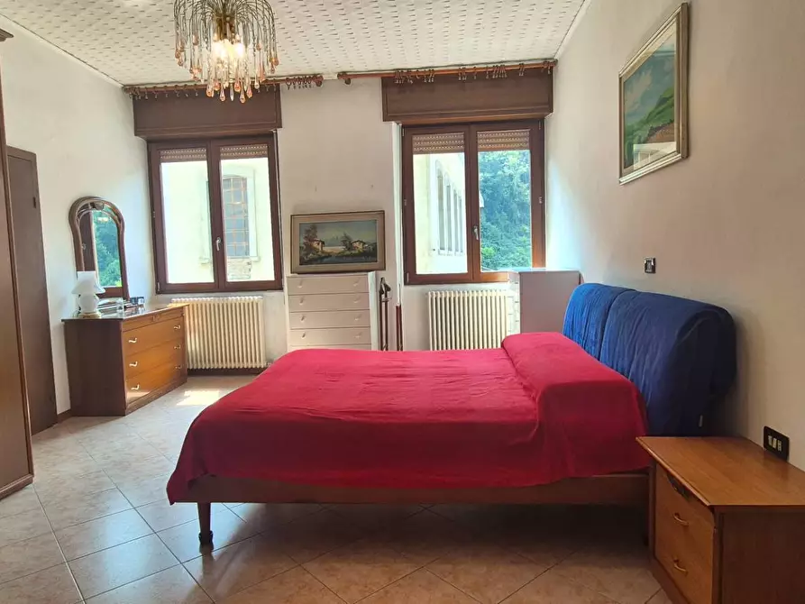Immagine 13 di Casa indipendente in vendita  in Via Opifici 24 a Gandino