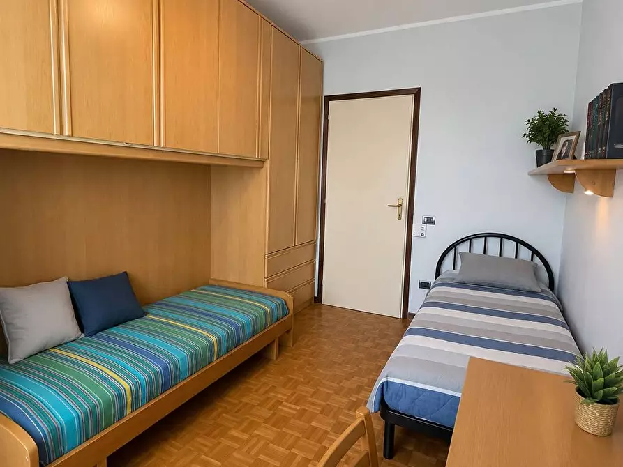 Immagine 11 di Appartamento in vendita  in Via Francesco Zignoni 1 a Bergamo
