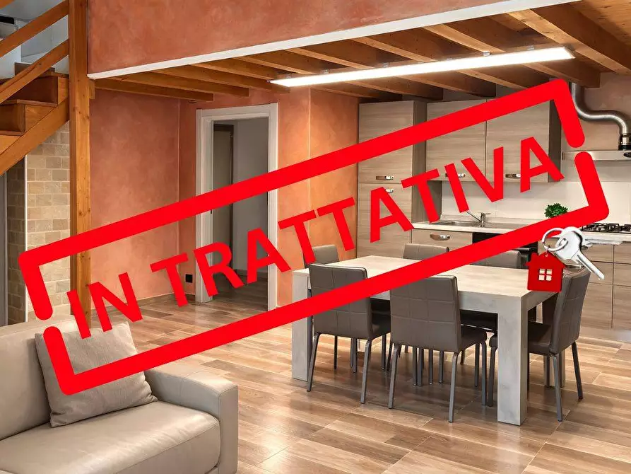 Immagine 1 di Appartamento in vendita  in via Manzoni a Almenno San Bartolomeo