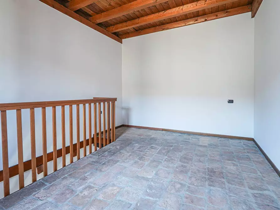 Immagine 22 di Appartamento in vendita  in via vicinato 14 a Caravaggio