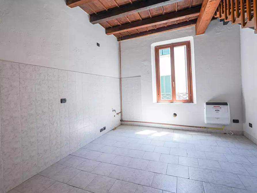 Immagine 4 di Appartamento in vendita  in via vicinato 14 a Caravaggio