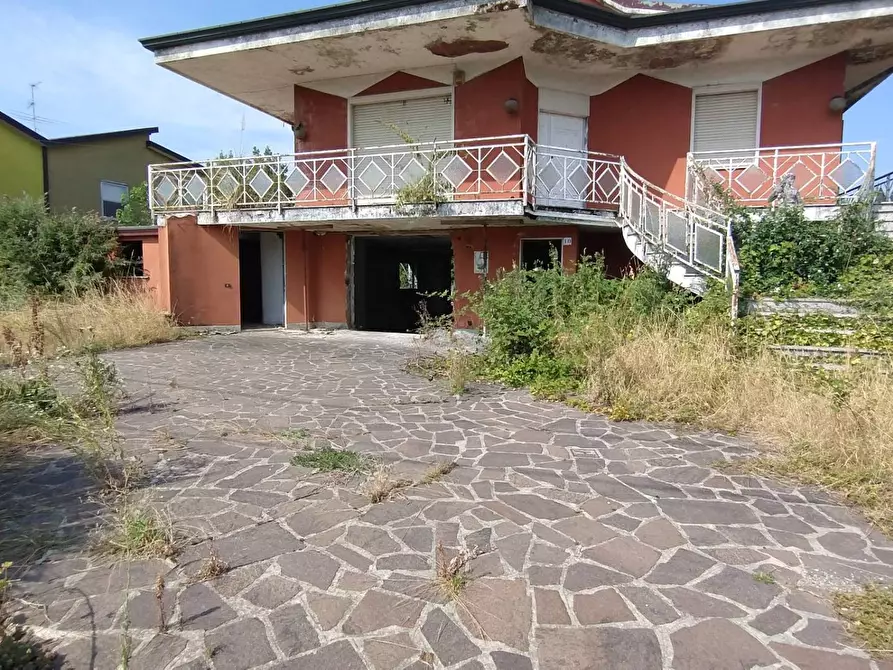 Immagine 8 di Villa in vendita  in VIA KOLBE 10 a Arcene