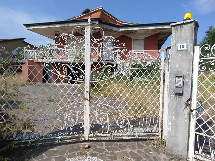 Immagine 5 di Villa in vendita  in VIA KOLBE 10 a Arcene