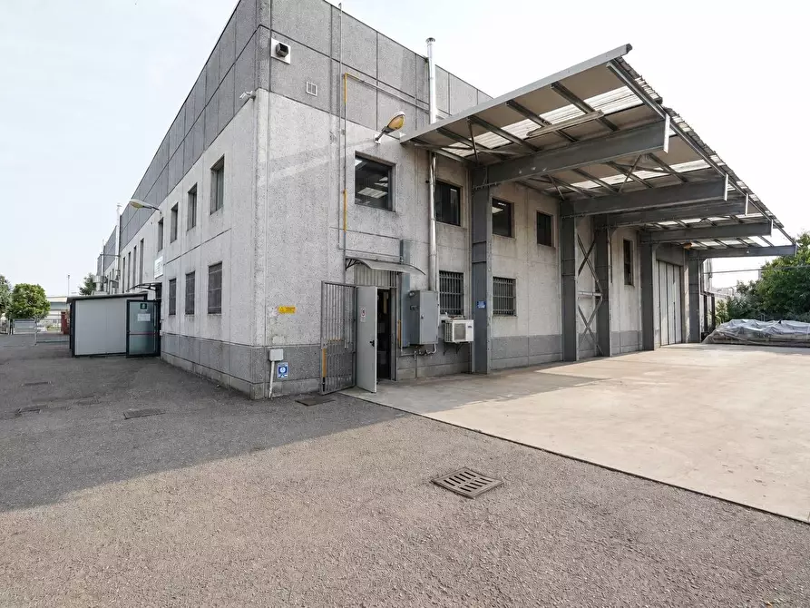 Immagine 7 di Capannone industriale in affitto  in Via giuseppe di vittorio 10 a Presezzo