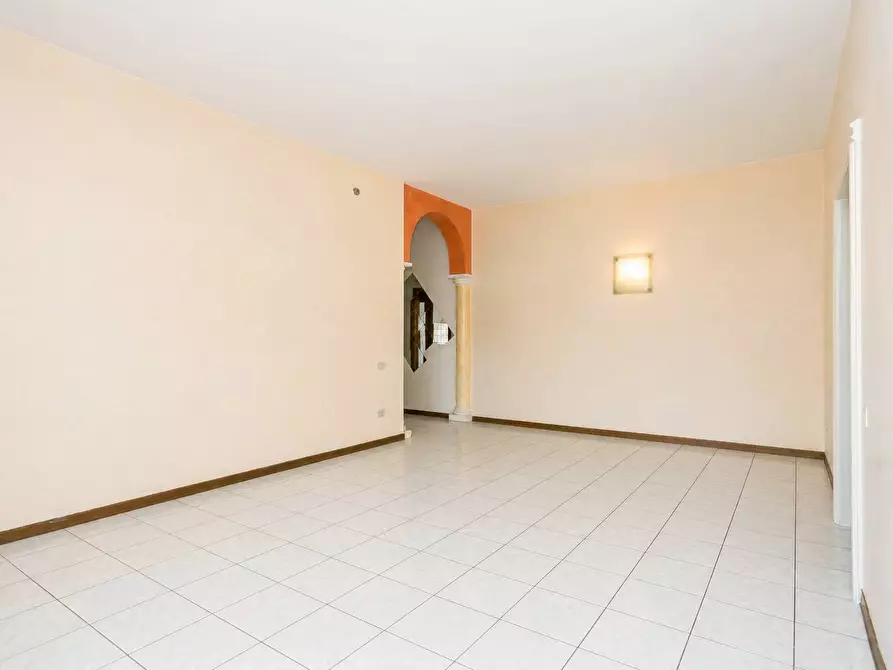 Immagine 4 di Appartamento in vendita  in Via Gramsci 22 a Capriate San Gervasio