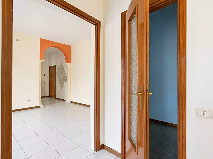 Immagine 10 di Appartamento in vendita  in Via Gramsci 22 a Capriate San Gervasio