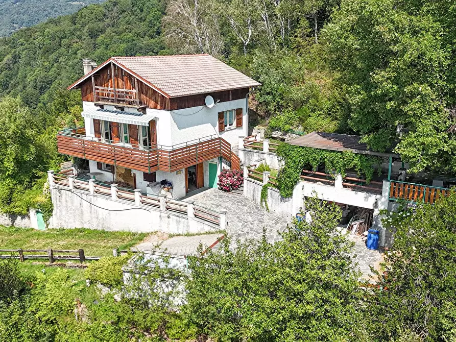 Immagine 41 di Villa in vendita  in VIA COLLE DI SOGNO a Carenno