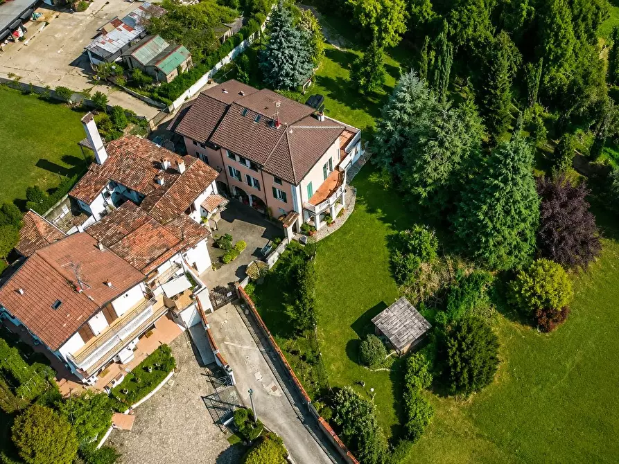 Immagine 3 di Villa in vendita  in Via Mirabella 17 a Ardesio