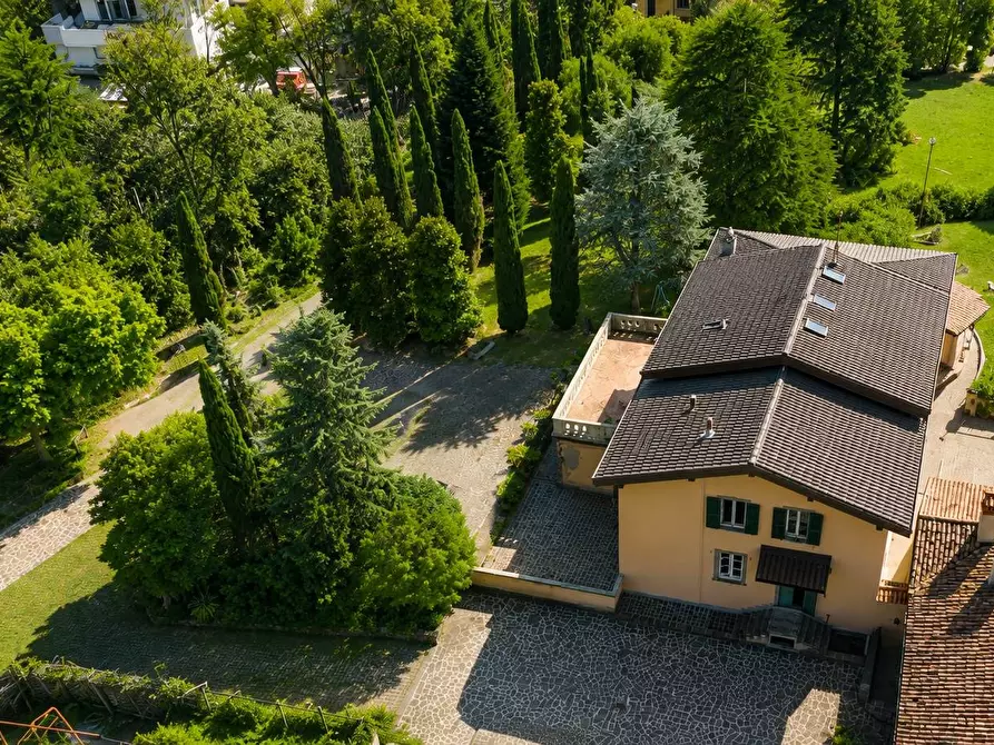Immagine 46 di Villa in vendita  in Via Mirabella 17 a Ardesio
