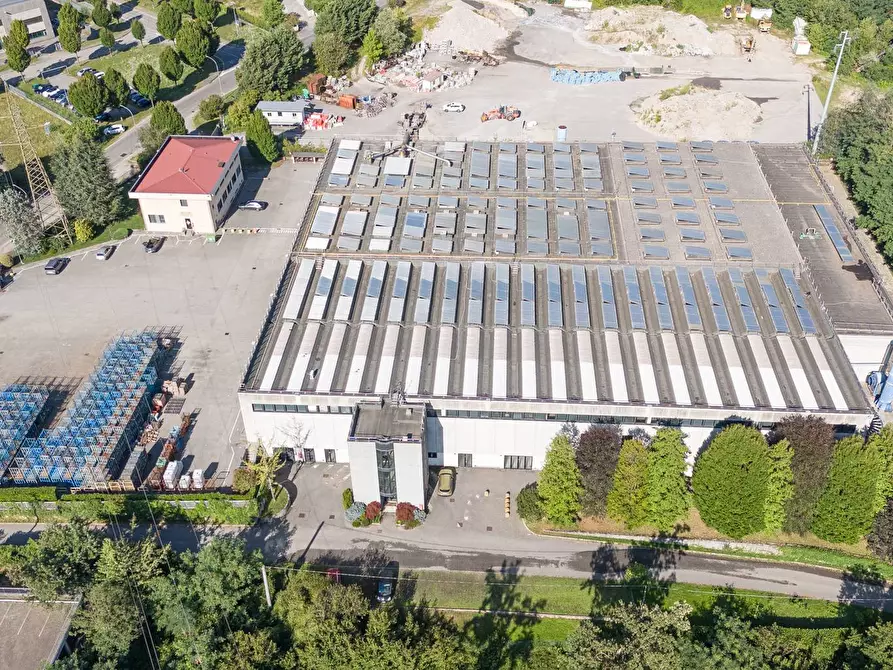 Immagine 8 di Capannone industriale in vendita  in via Bedesco 37 a Sotto Il Monte Giovanni Xxiii