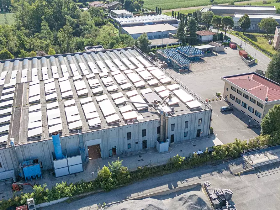Immagine 15 di Capannone industriale in vendita  in via Bedesco 37 a Sotto Il Monte Giovanni Xxiii