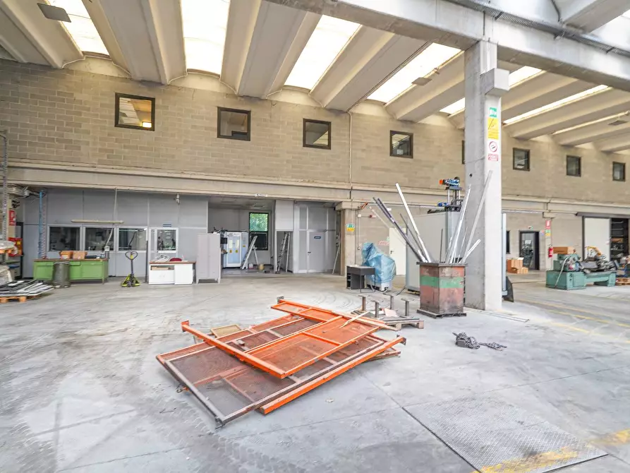 Immagine 80 di Capannone industriale in vendita  in via Bedesco 37 a Sotto Il Monte Giovanni Xxiii