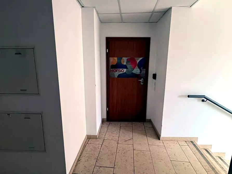 Immagine 25 di Ufficio in affitto  in Via Marco Biagi 95 a Almenno San Bartolomeo
