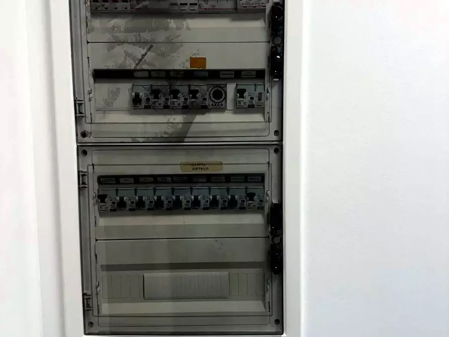 Immagine 31 di Ufficio in affitto  in Via Marco Biagi 95 a Almenno San Bartolomeo