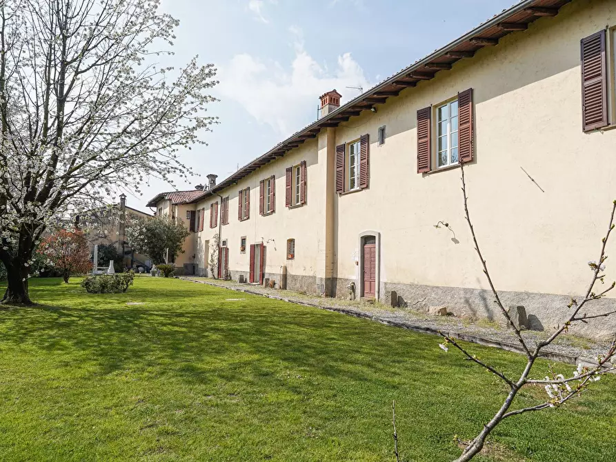 Immagine 16 di Villa in vendita  a Ponte San Pietro