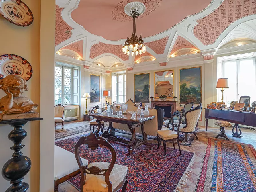 Immagine 26 di Villa in vendita  a Ponte San Pietro