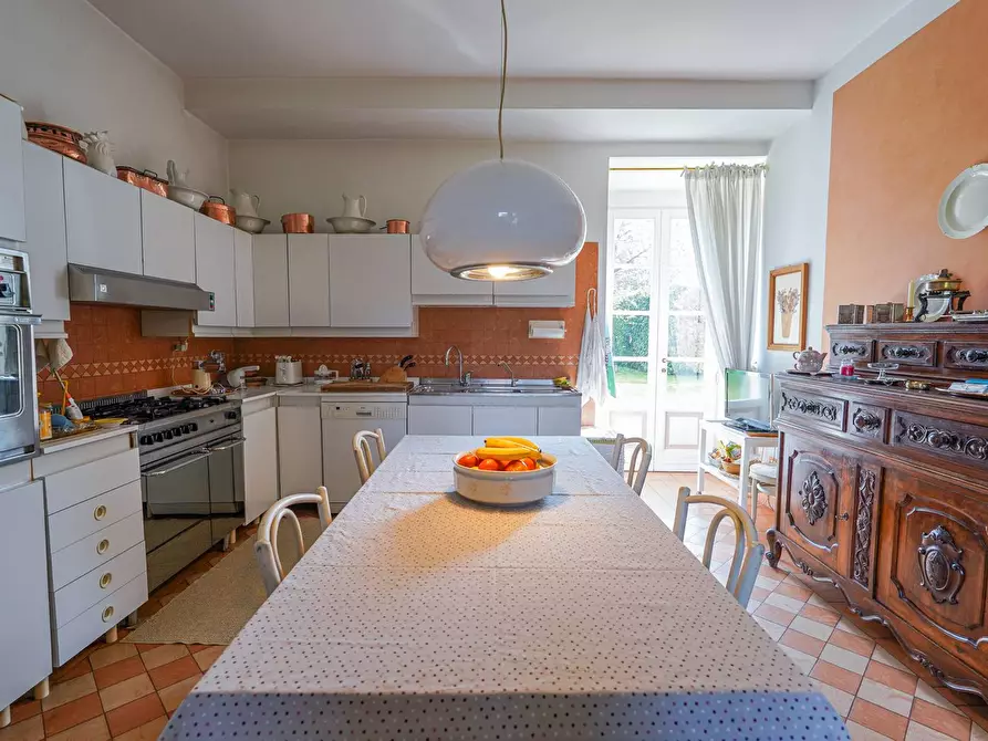Immagine 31 di Villa in vendita  a Ponte San Pietro