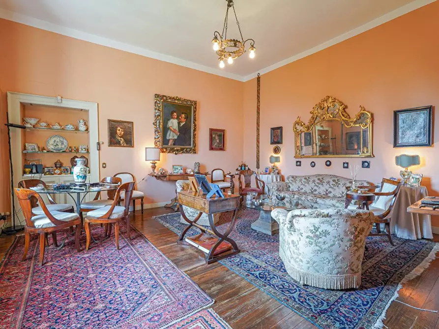 Immagine 36 di Villa in vendita  a Ponte San Pietro