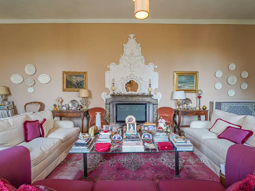 Immagine 39 di Villa in vendita  a Ponte San Pietro