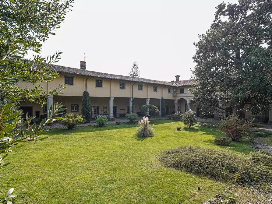 Immagine 12 di Villa in vendita  a Ponte San Pietro