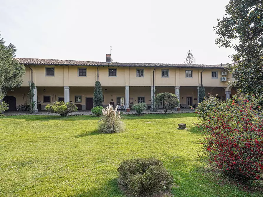 Immagine 56 di Villa in vendita  a Ponte San Pietro