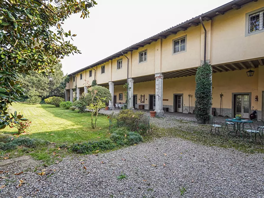 Immagine 10 di Villa in vendita  a Ponte San Pietro